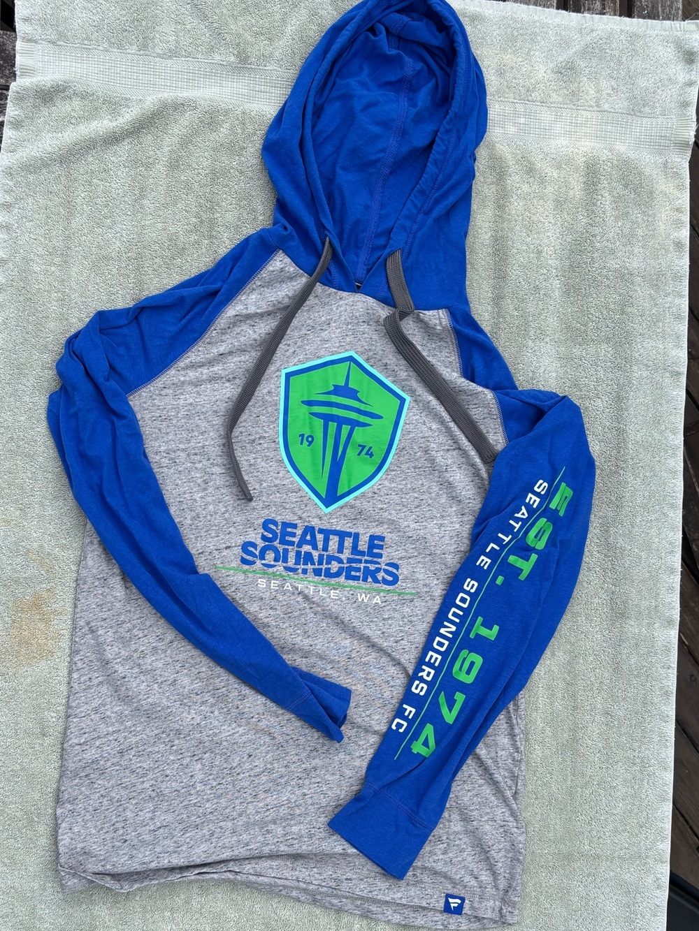 Seattle Sounders Men’s/Unisex Blue & Gray Hooded Long Sleeve Tee Fanatics